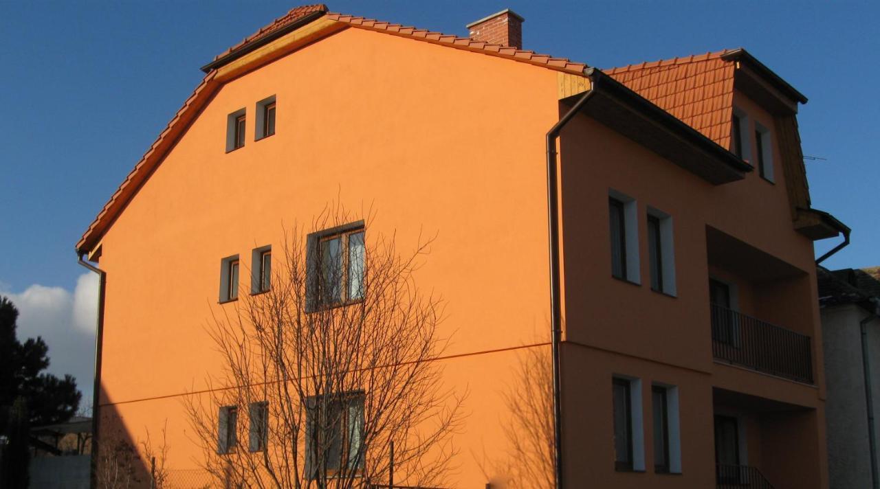 Privat Bohemia Hotel Satov Exterior photo