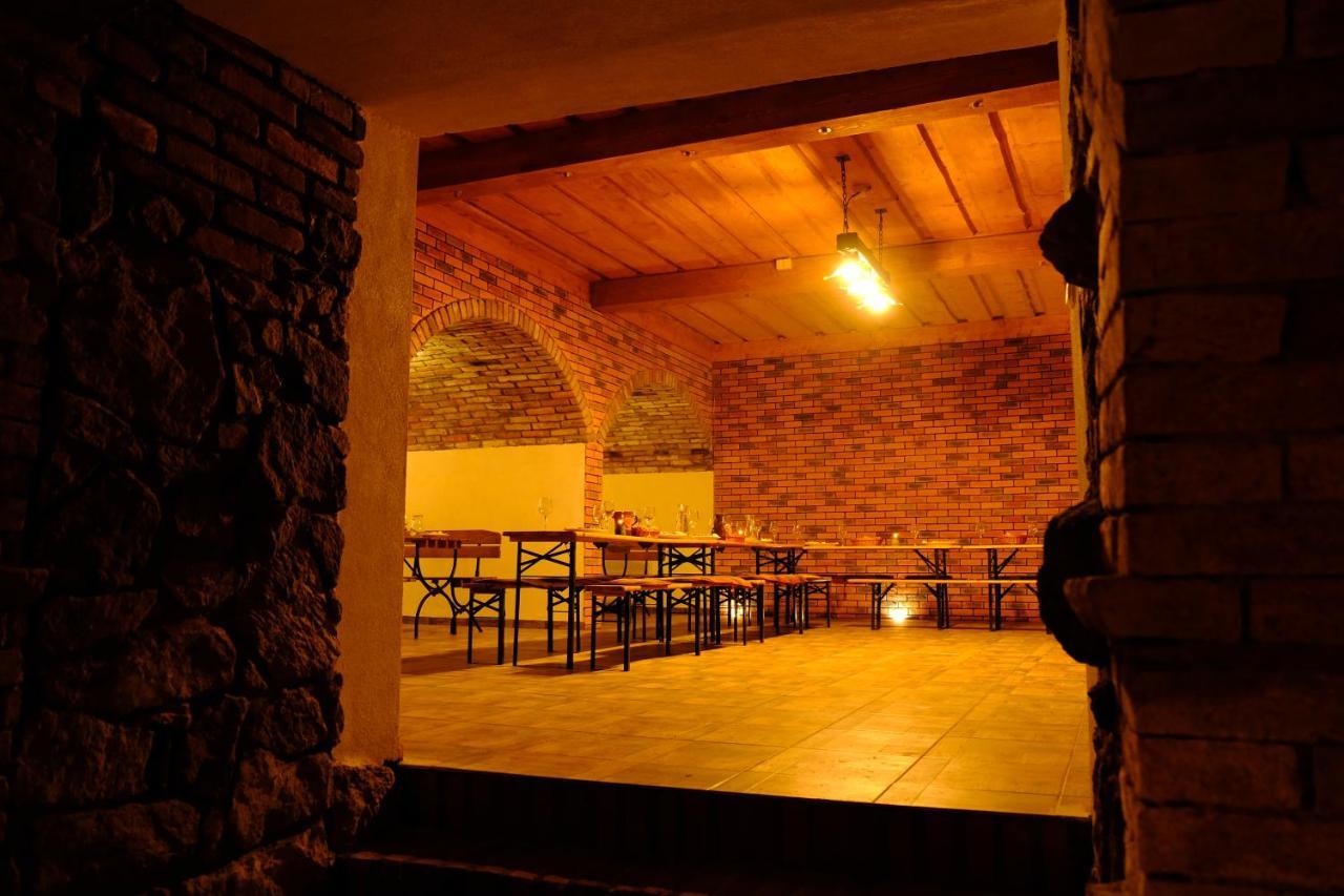 Privat Bohemia Hotel Satov Exterior photo